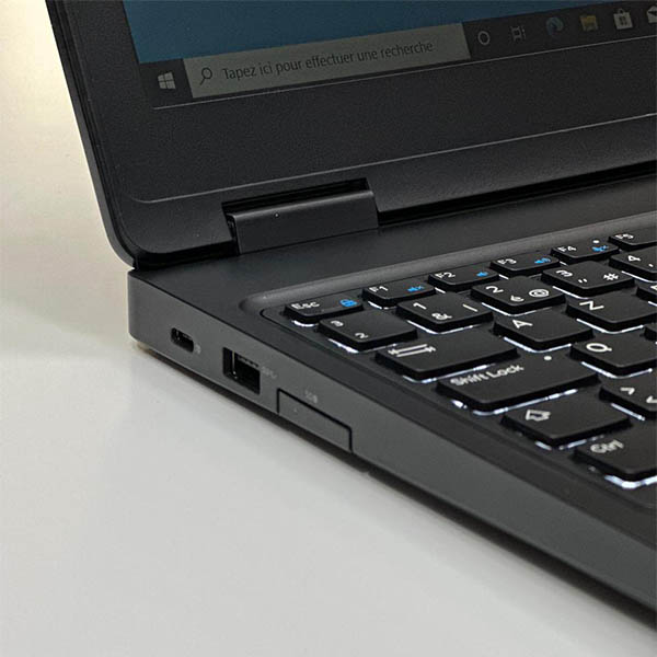 Dell Latitude 5580 – Core i5 6ᵉ Gén  8 Go RAM 256 Go SSD 15,6"