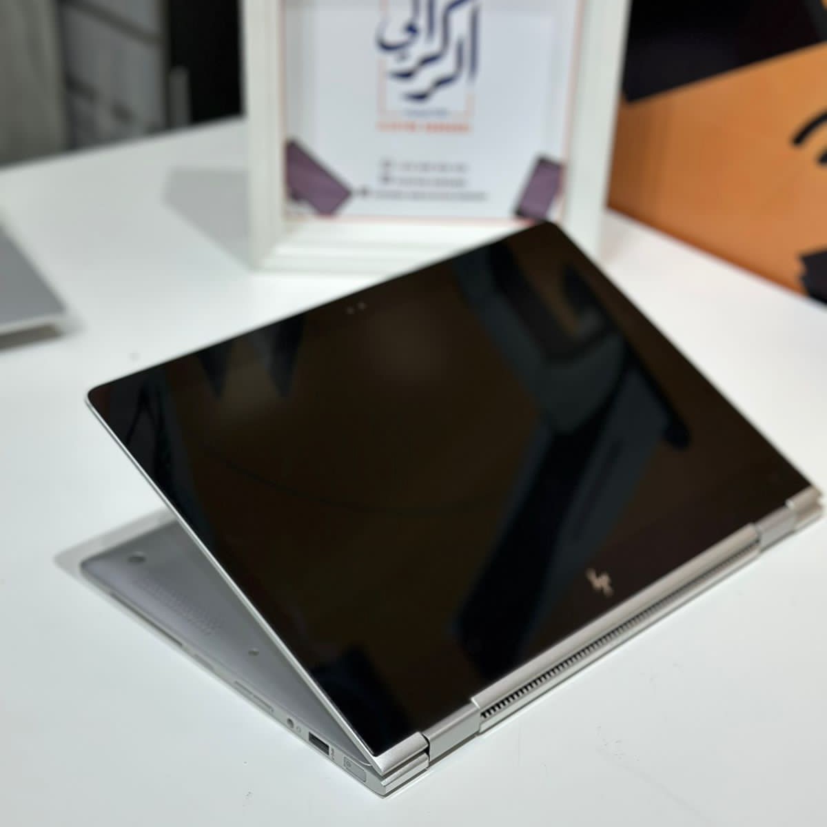 HP EliteBook x360 1030 G2 i5-7éme - RAM 8Go 255Go SSD  -Tactile 360°
