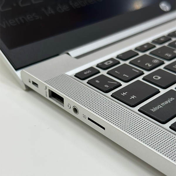 HP ProBook 430 G8 – Core i5 11ᵉ Gén 8 Go RAM 256 Go SSD